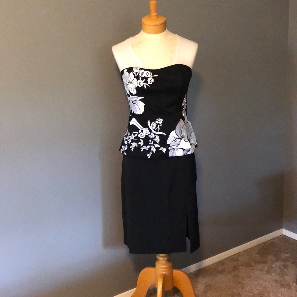 WHBM Black Pencil Skirt  Sz 12